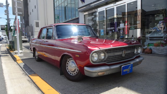 日本にとどまらず世界でも人気を集めているクラウンの魅力とは 歴代車種から紐解く 旧車 絶版車の高価買取のヴァベーネ 他社査定より5 50万ｕｐ